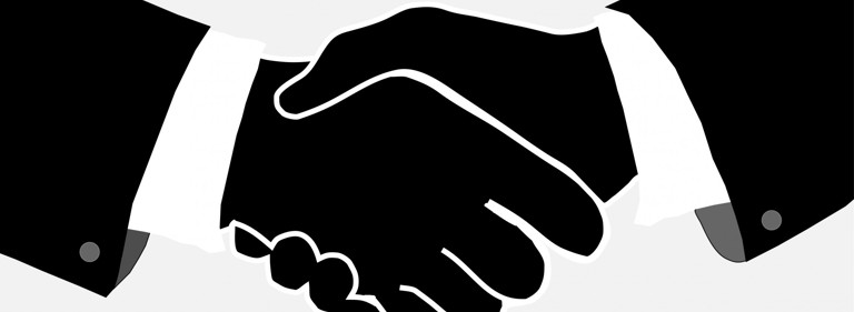How to decide between two job offers
